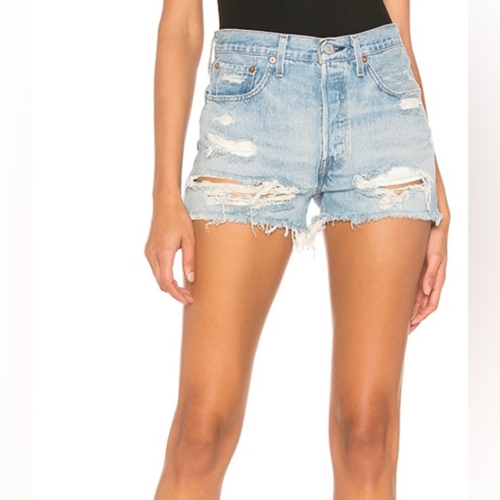 Levi's REVOLVE 501 High-Rise Distressed Jean Denim Shorts Fault Line Cut Off